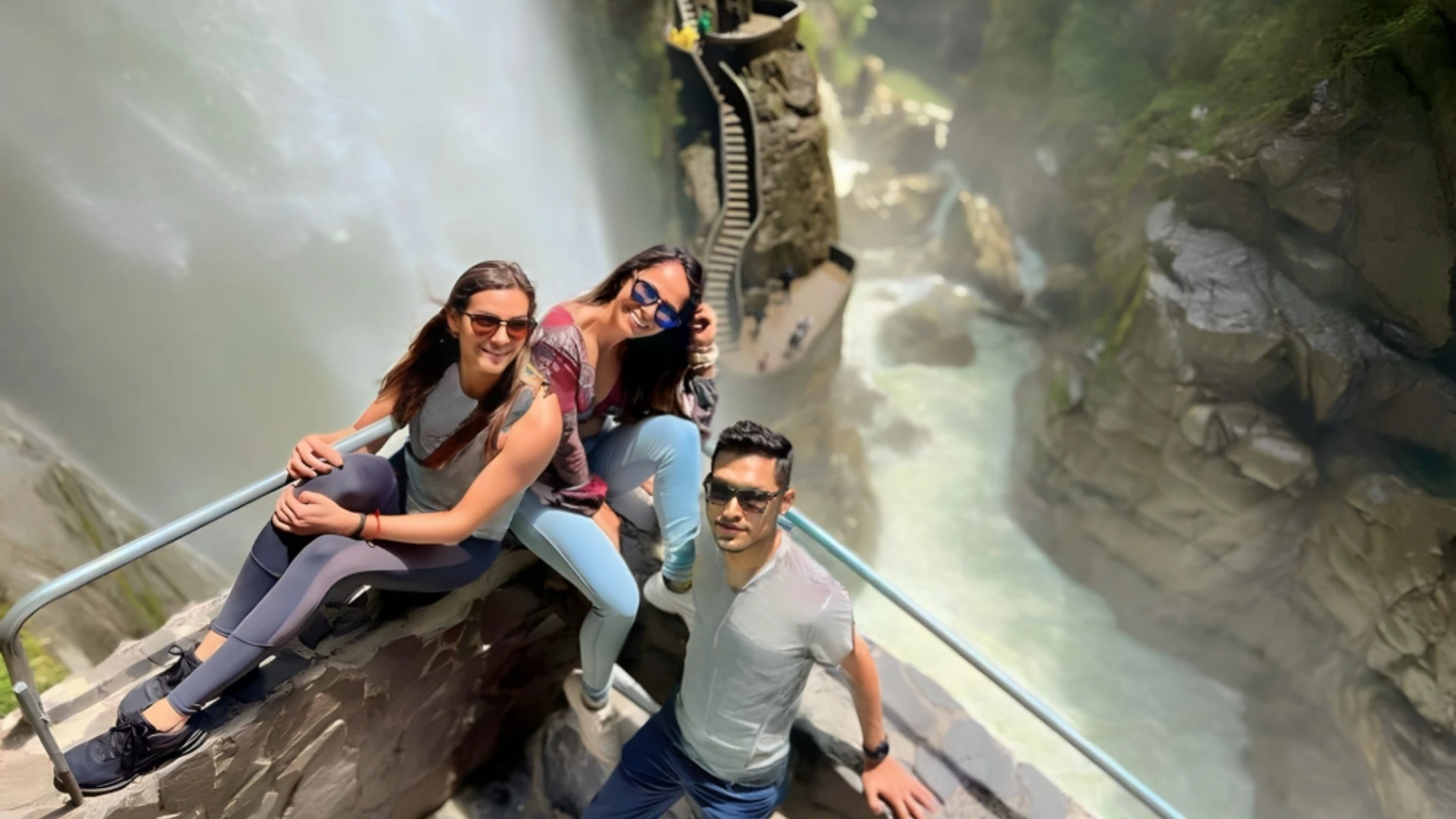 Pailon del Diablo en Turibus-Tutur